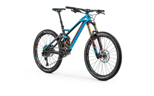 The New Dune Carbon XR Enduro Bike from Mondraker