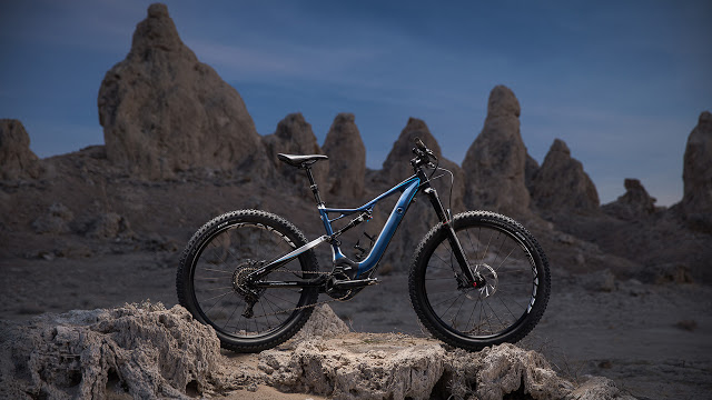 New Limited Edition Specialized for BMW Turbo Levo FSR 6Fattie