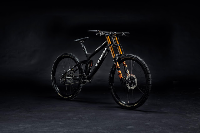 The New Trek Session 27.5 and 29 Carbon DownHill Bikes