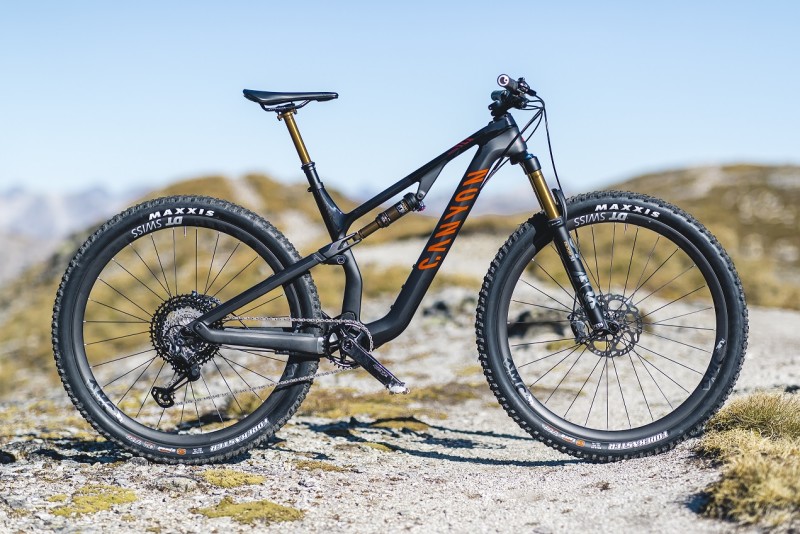 Canyon adds Super-Light Neuron CF SLX to its 130 mm Full-Sus Portfolio
