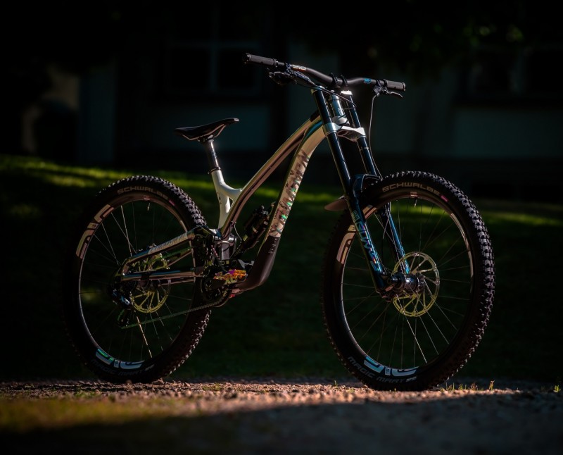 New Commencal Supreme DH. Stronger, Sharper, Faster!