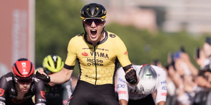 Olav Kooij wins Stage 9 of the Giro d’Italia 2024