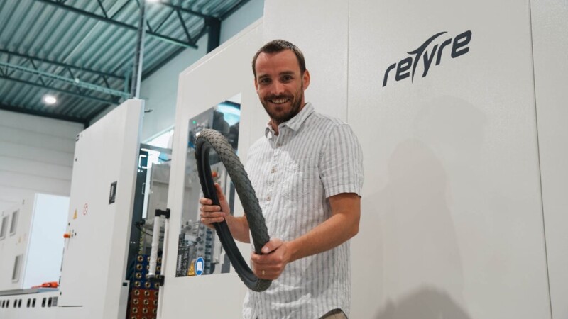 World's First Carbon-Neutral Tyre Made from 100% Reclaimed Materials Unveiled by reTyre